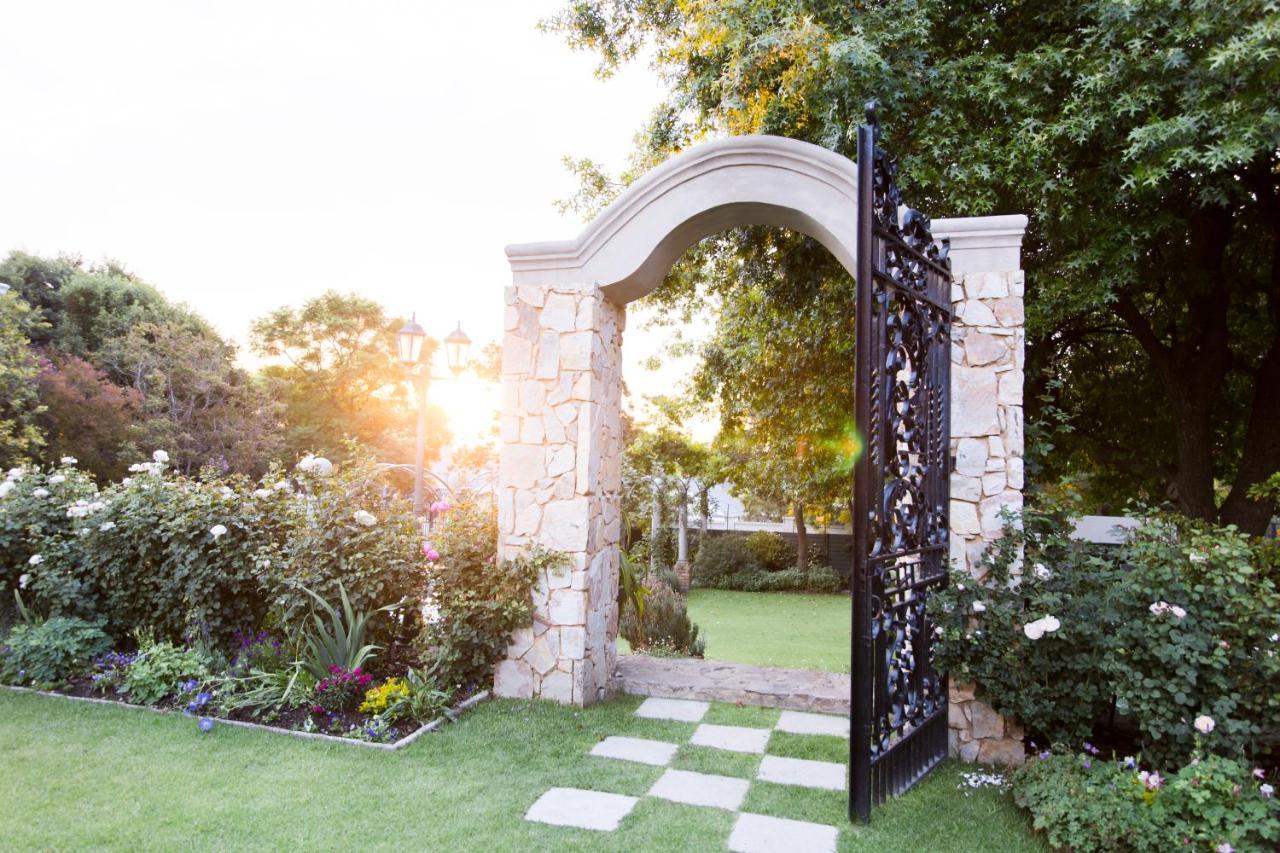 Burkleigh House Hotel Johannesburg Buitenkant foto